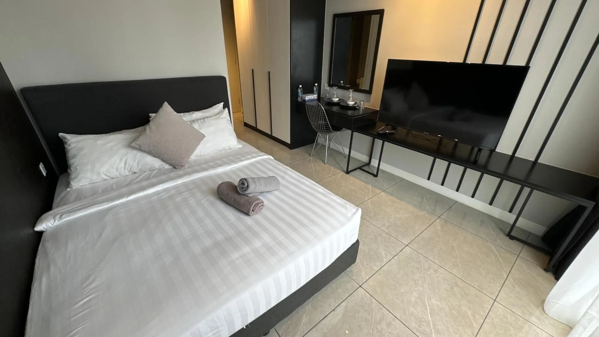 Apartment Axon Residence Kuala Lumpur By Cherry Homes Klcc Pavilion Malaysia